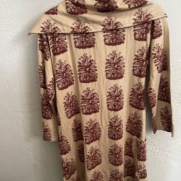 Kate Quinn Beige and Brown Pinecone Dress - Picture 4 of 5